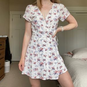 Abercrombie floral wrap dress
